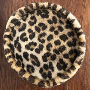 Vintage hat, fake leopard bucket hat.